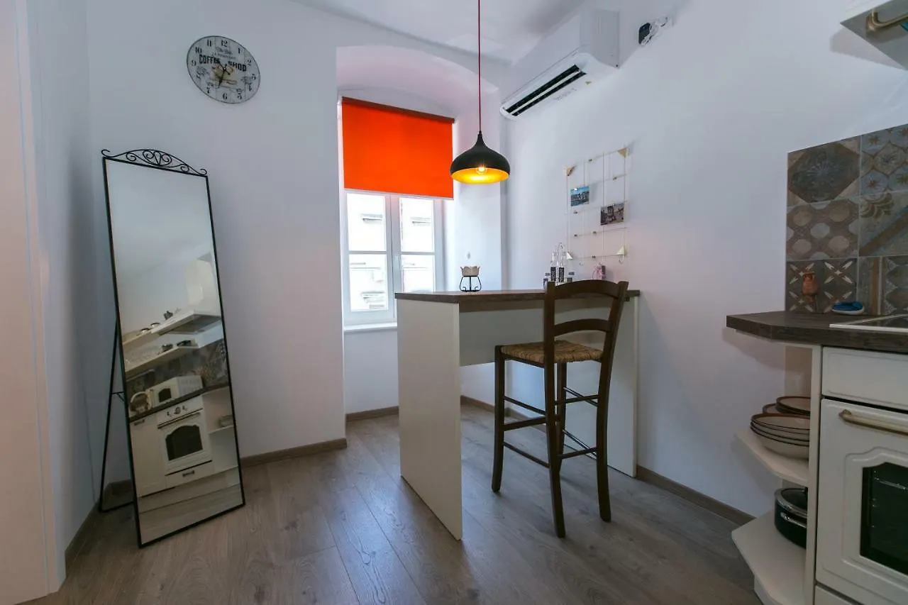 Apartments Del Molo Rijeka Croatia